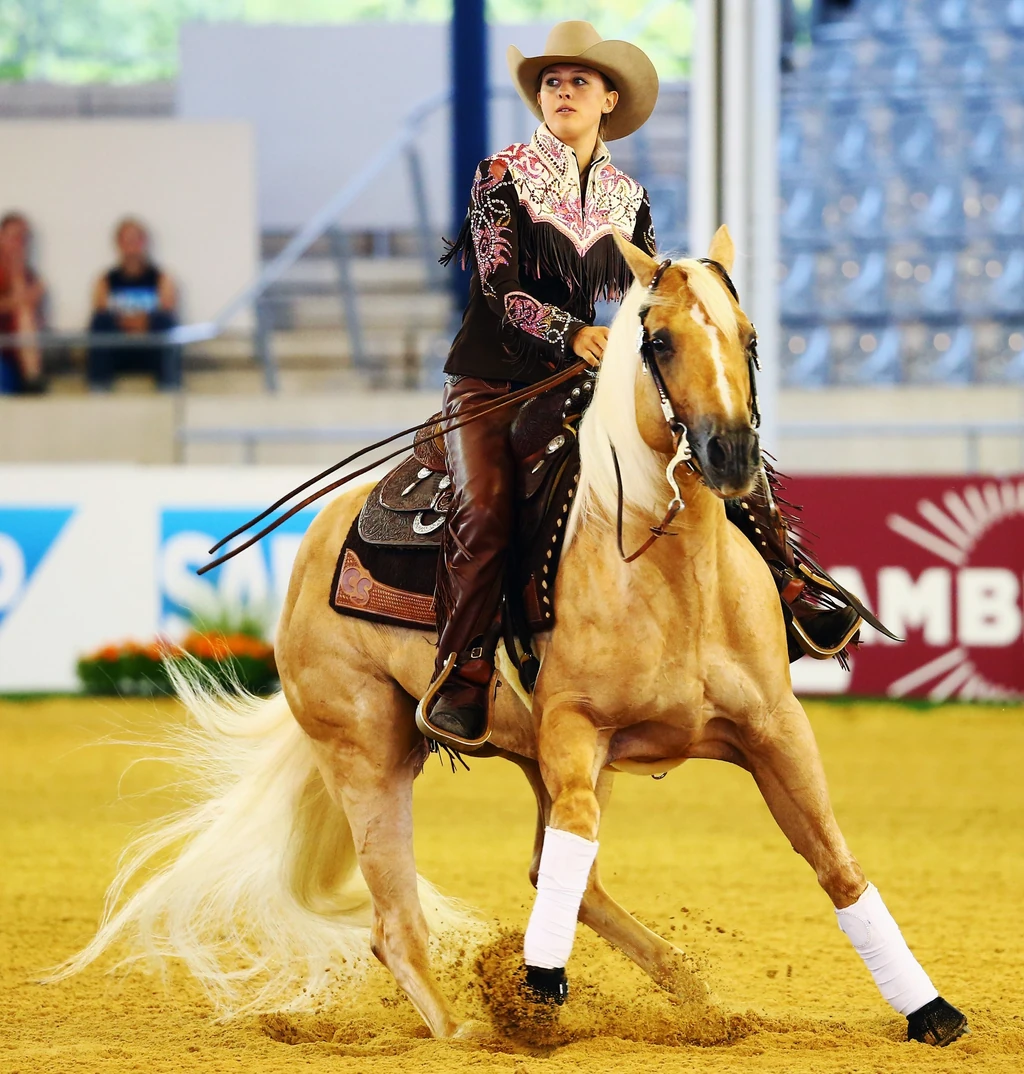 Lánya, ­Gina-Maria a lovassport szerelmese: nemrég Európa-bajnok lett