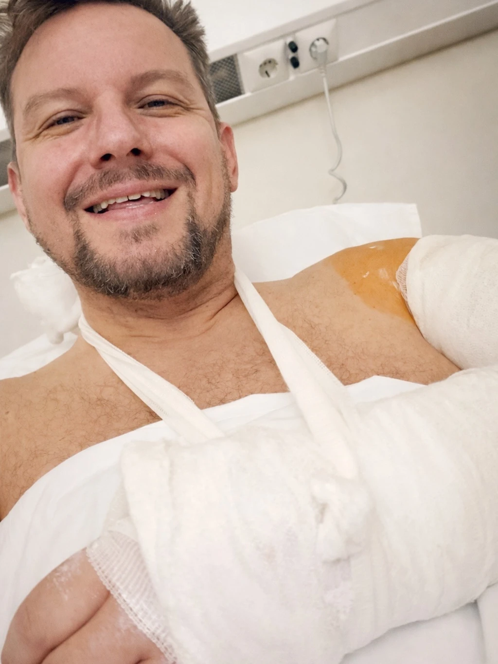 Peller Károly még legalább két hétig nem tud színpadra állni (Fotó: Facebook)