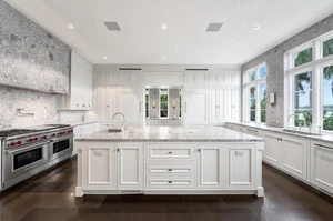 Robbie Williams reportedly buys waterfront Florida mansion in $45 million deal