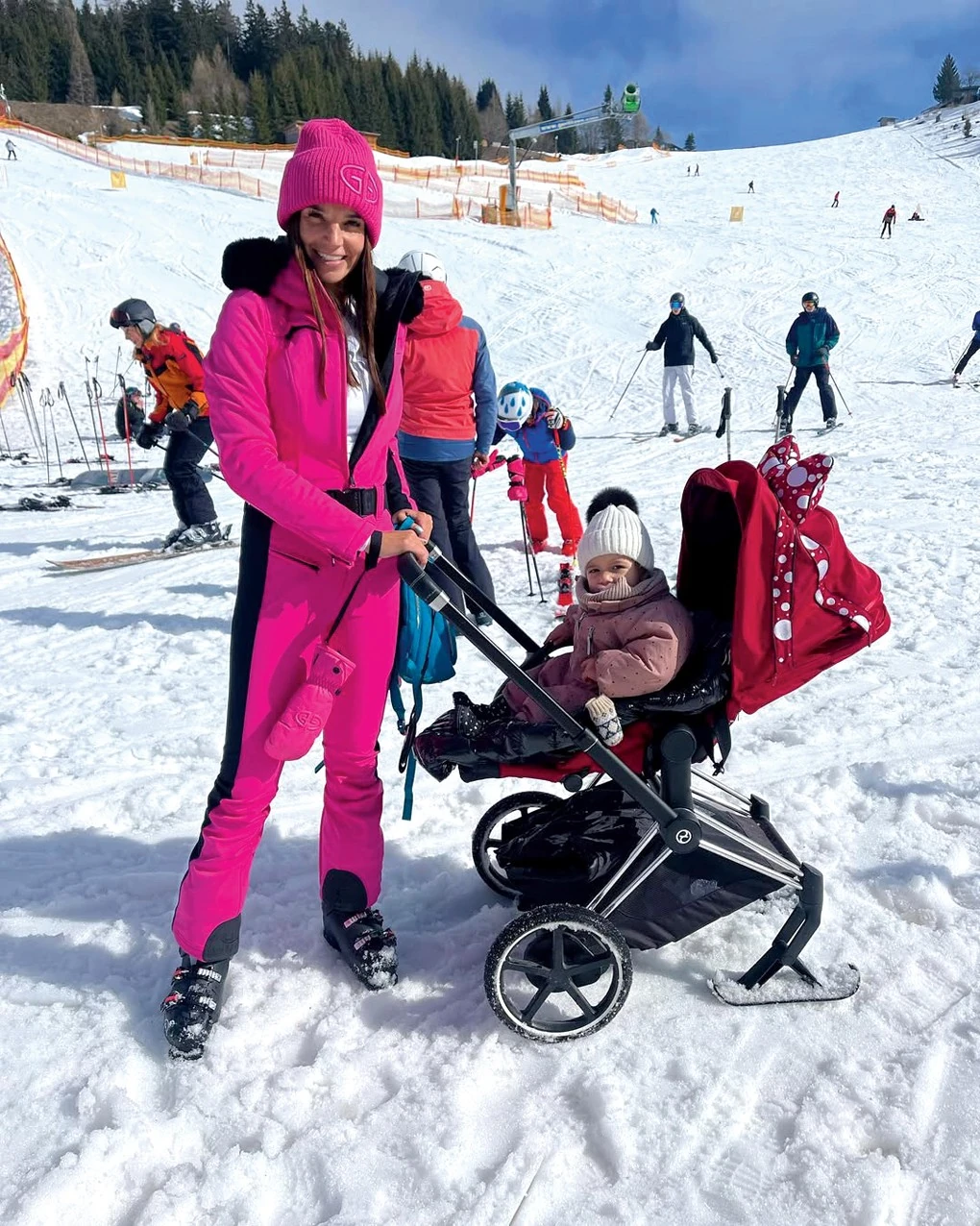 ­Kislányával, Emmával így telel a sportos anyuka (Fotó: Archív)