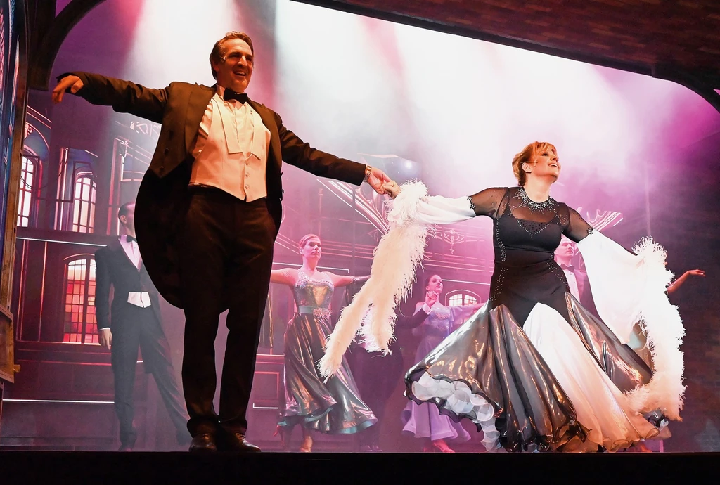 A Hölgyválasz című színdarabban Liptai Claudiával (Fotó: Olajos Piroska/fotocentral.hu)