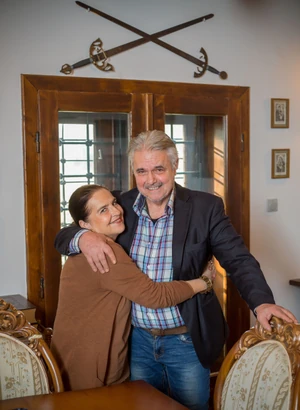 Oszter Sándor számára olyan családi hátteret teremtett, amilyenre vágyott