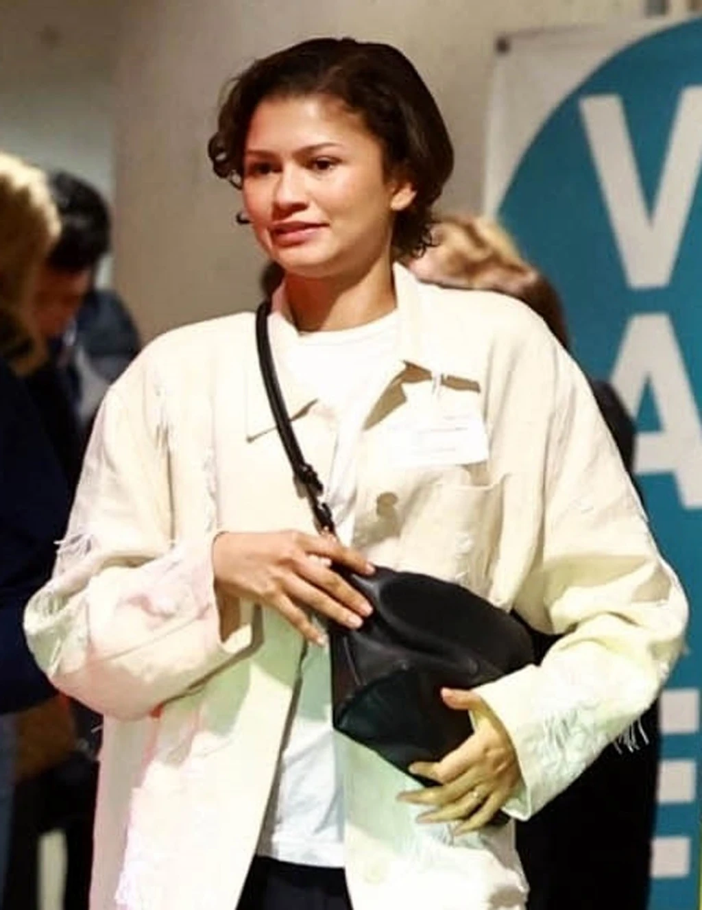 Sasszemű rajongók kiszúrták a karikagyűrűt Zendaya ujján (Fotó: Profimedia)