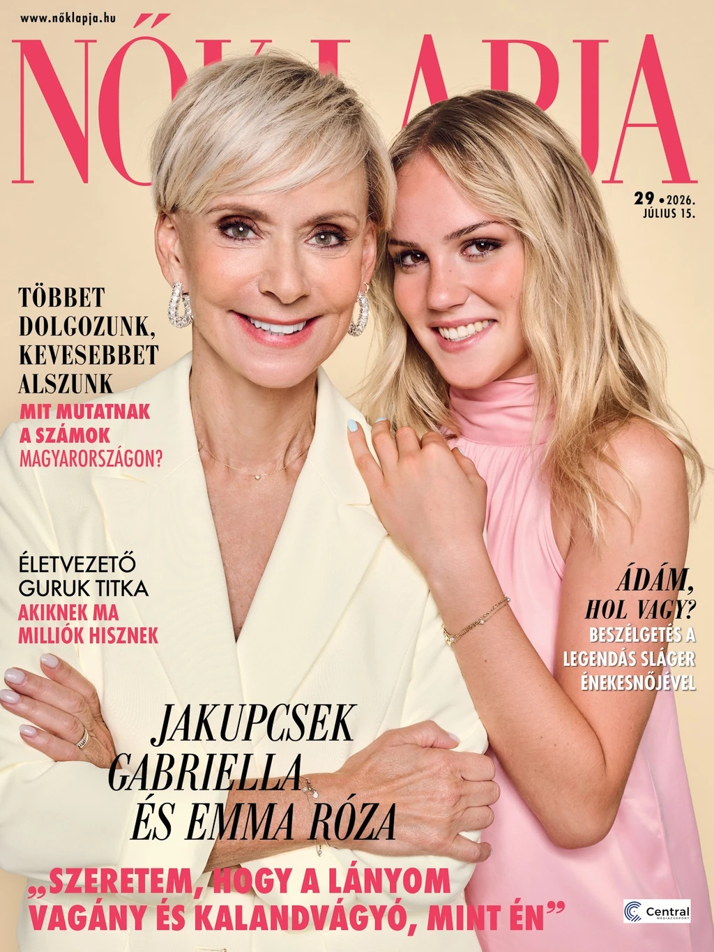 Jakupcsek Gabriella és lánya, Emma a Nők Lapja címlapján