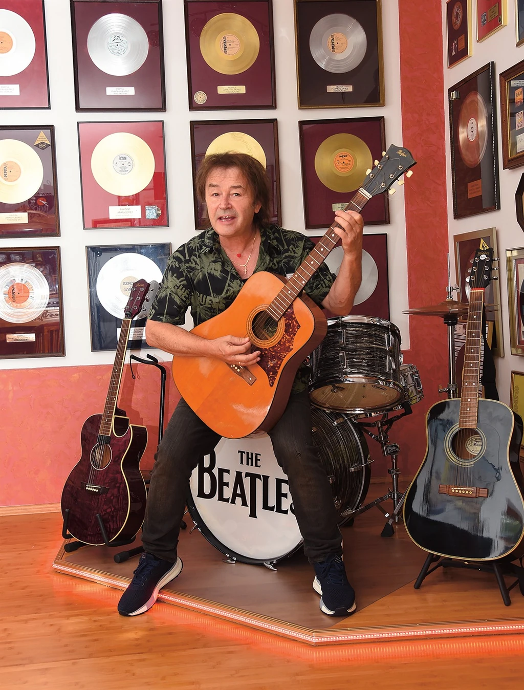 Egy valódi Black Oyster dobnak is büszke tulajdonosa (Fotó: Olajos Piroska/fotocentral.hu)