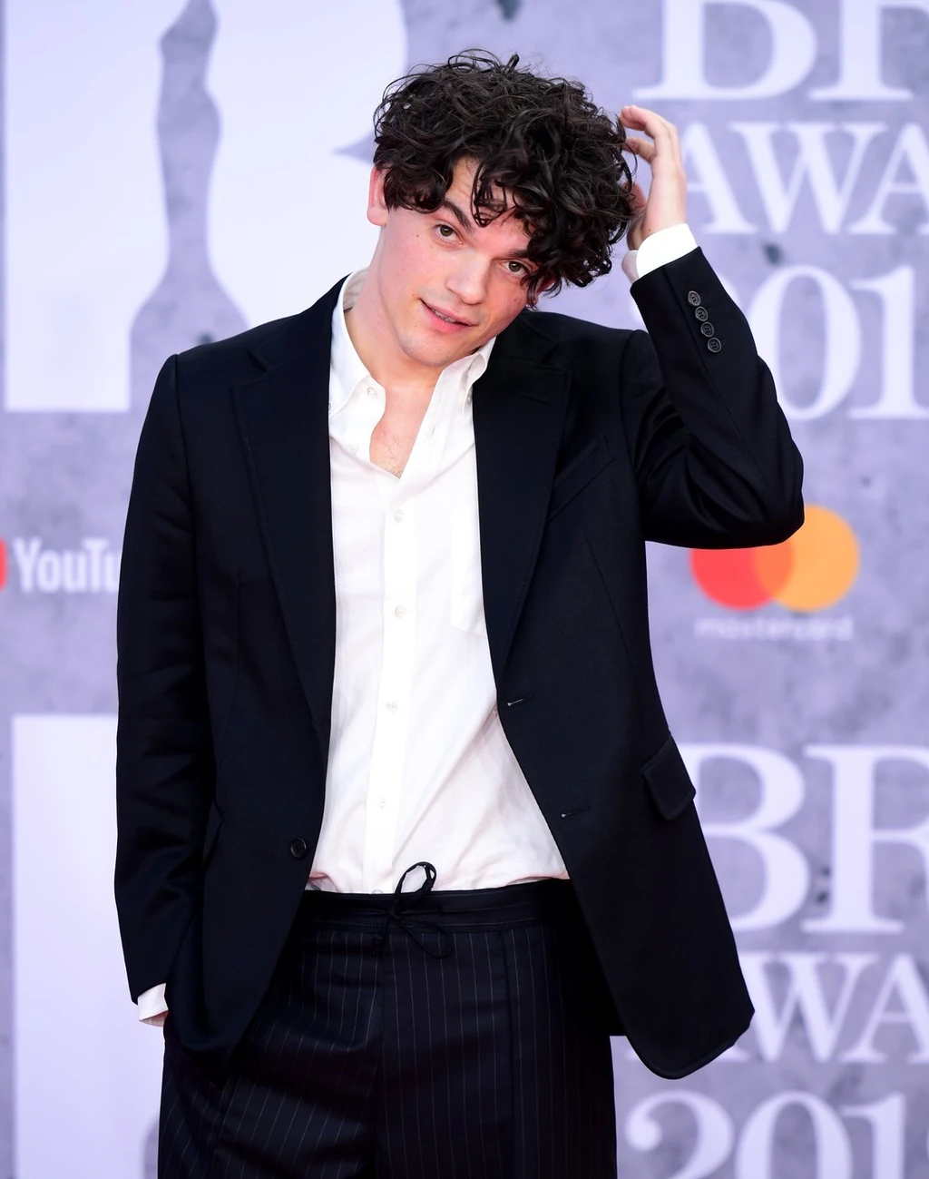 Edward Bluemel 2019-ben, első ránézésre jó választásnak tűnik