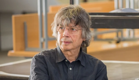 central-0252025564 1