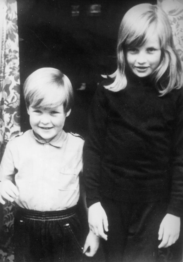 Diana és az öccse, Charles 1968-ban