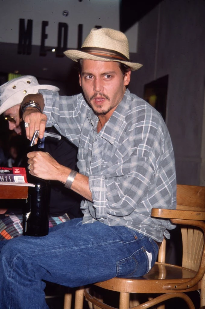 Johnny Depp és az alkohol: ez régi barátság