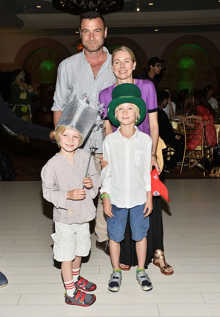 Naomi Watts és Liev Schreiber kisebbik gyerek fiúnak született