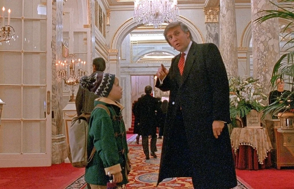 A híres Plaza Hotel és hírhedt, egykori tulajdonosa, Donald Trump (Fotó: Profimedia)