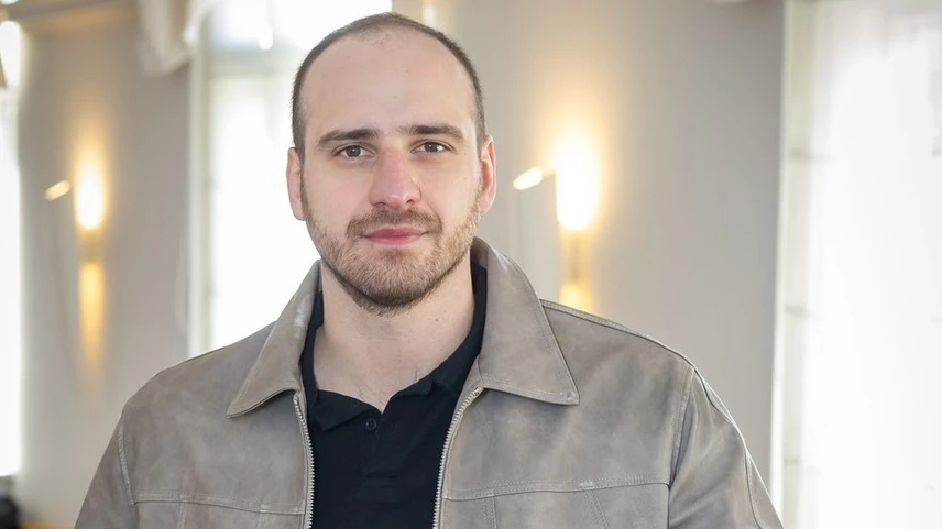 Brasch Bence őszintén mesélt a hajbeültetéséről