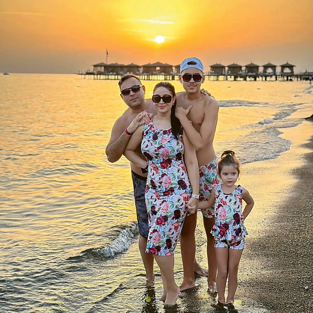 Az anyuka nem csak a vonalaikra, a megjelenésükre is ügyel (Fotó: Archív)