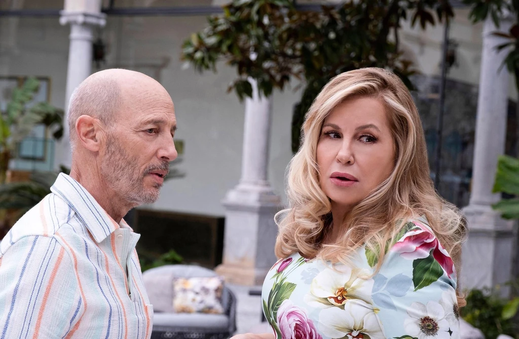 Jennifer Coolidge férjét Jon Gries játszotta A Fehér Lótuszban