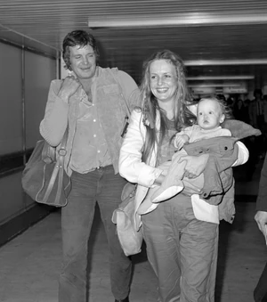 Entertainment - Twiggy - Heathrow Airport