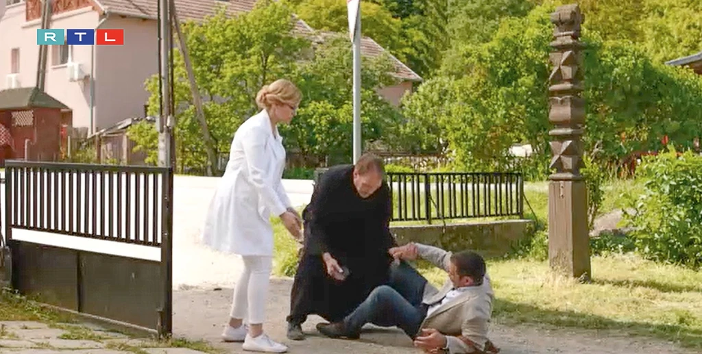 Az a bizonyos jelenet, amikor kiüti Peller Anna zaklatóját