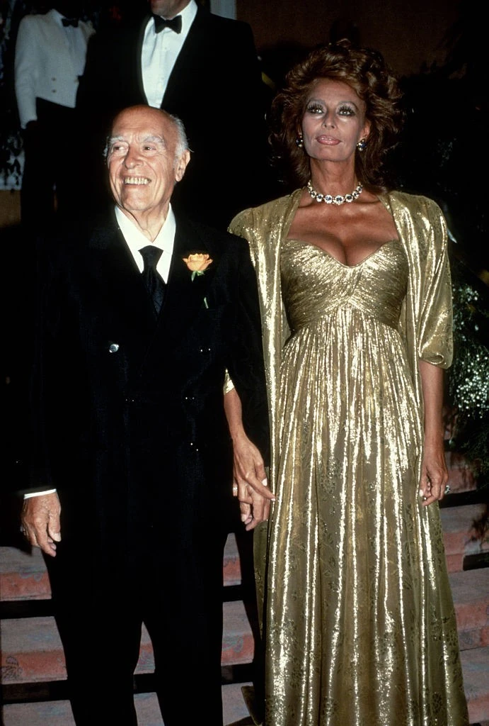 Sophia Loren és Carlo Ponti egy 1990-es fotón
