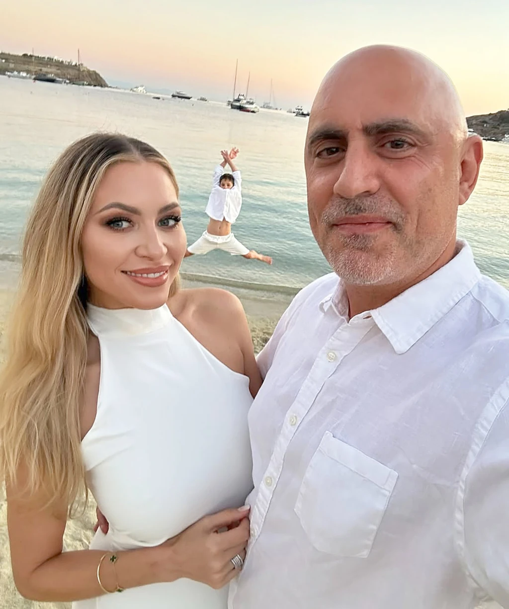 Hargitai Bea közel húsz éve költözött Prágába, mert férjét, az amerikai származású tévés szakembert, David Sto­gelt oda köti a munkája