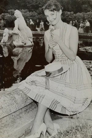 Gróf Nádasdy Borbála színésznő Párizs