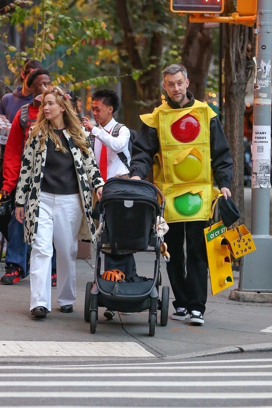 Jennifer Lawrence és férje idén halloweenkor