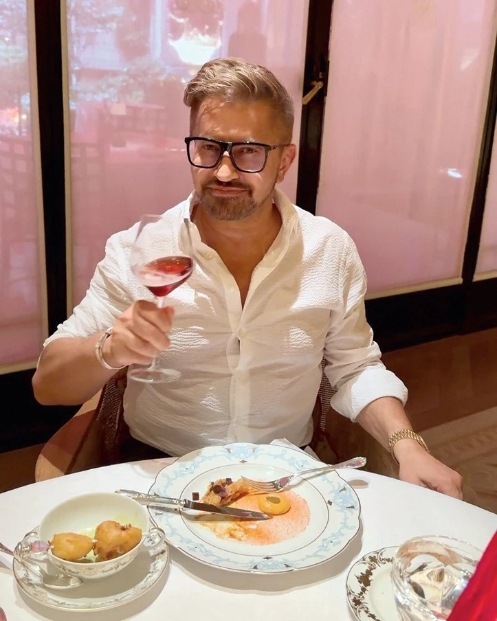 Párizsban egy három Michelin-csillagos étteremben