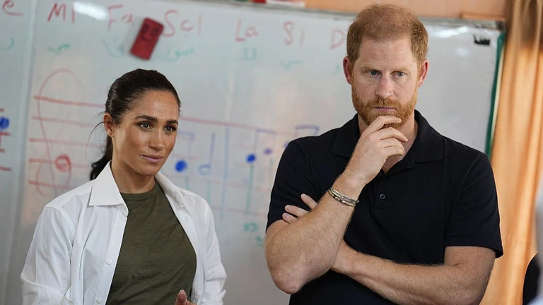 Mi történt? Meghan és Harry két hét után kiveszi a gyerekeit az iskolából