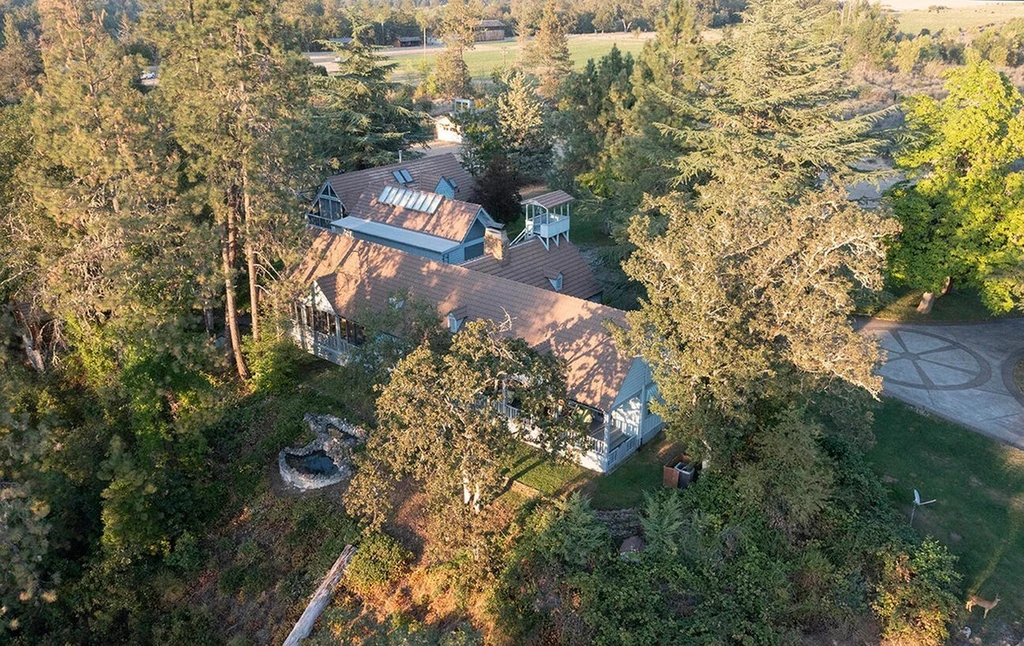 A színész több mint harminc éve lakik ebben az oregoni házban (Fotó: Profimedia)