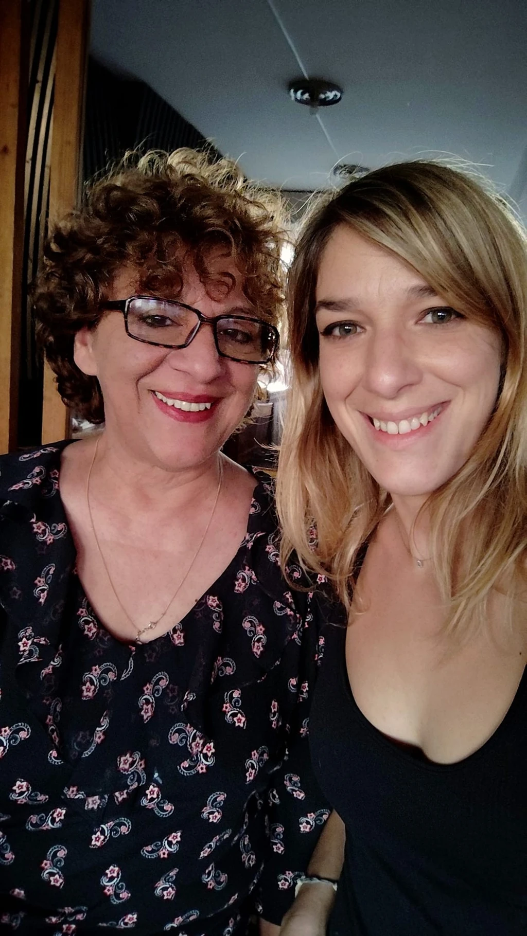 Édesanyjával, Bach Szilviával csodás Dóri kapcsolata