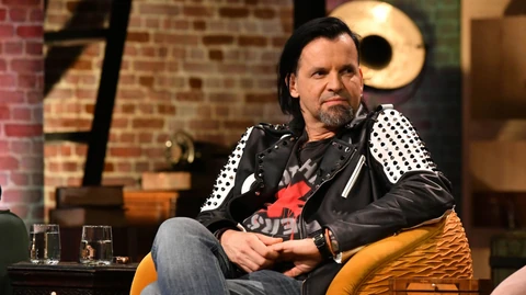 Fejes Tamást, a Kincsvadászok sztárját koncert közben érte a váratlan meglepetés