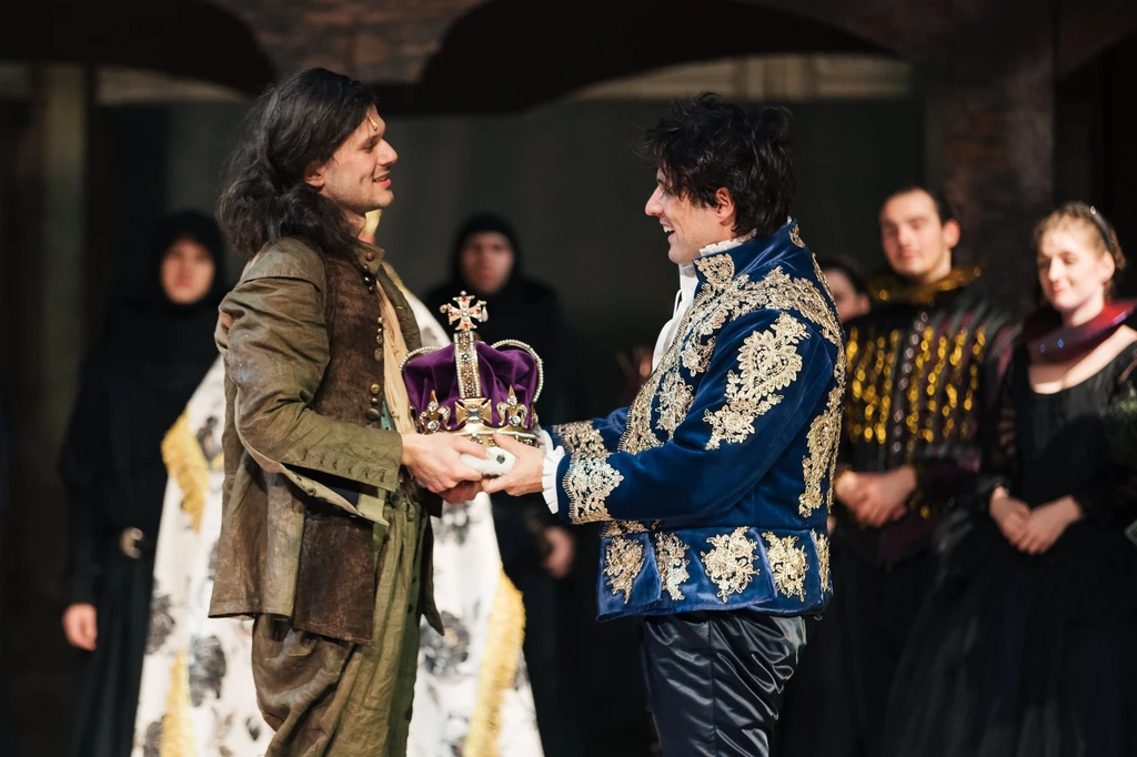  A szegény sorsú fiú és a trónörökös szerepet cserélnek. fotó: Tarnavölgyi Zoltán