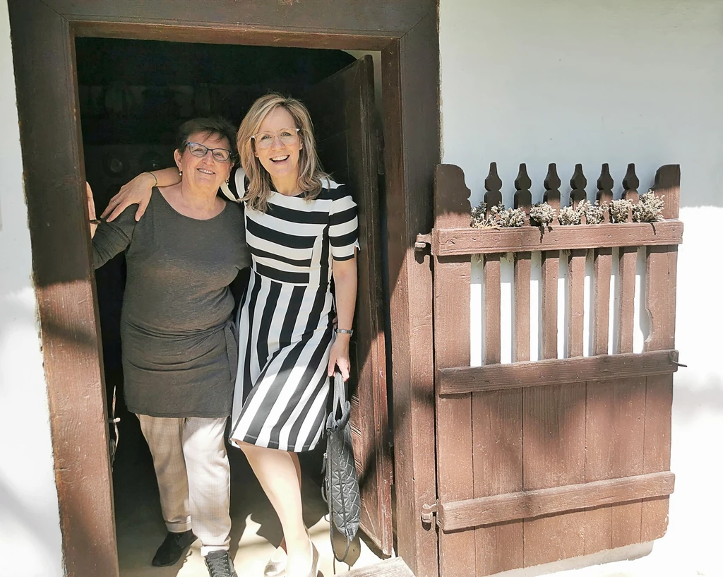 Minden évben megköszöni édesanyjának egy csokor virággal, hogy világra hozta (Fotó: Archív)