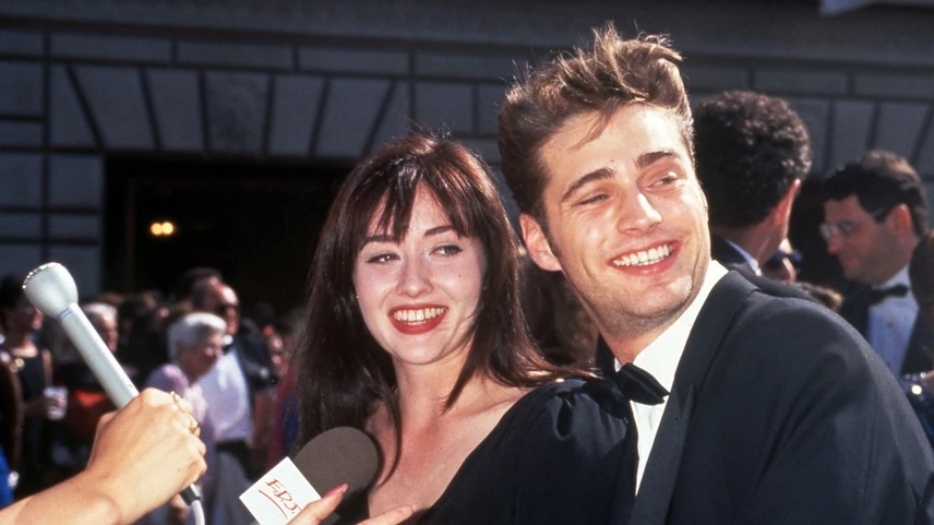 Jason Priestley annak idején egyik sorozatbeli kolléganőjével, az azóta elhunyt Shannen Dohertyvel 