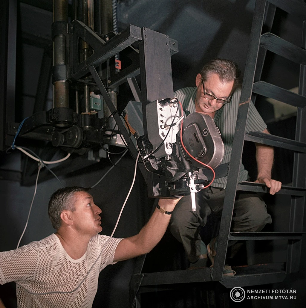 Budapest, 1968. július 8. Foky Ottó Munkácsy-díjas animációsfilm-rendező és Kiss Lajos operatőr dolgozik a filmstúdióban (Fotó:MTI/Herczeg)