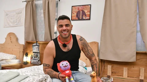 Rácz Béla, azaz Young G Béci megnyerte a Farm VIP főnyereményét, de veszteséget is elkönyvelhetett