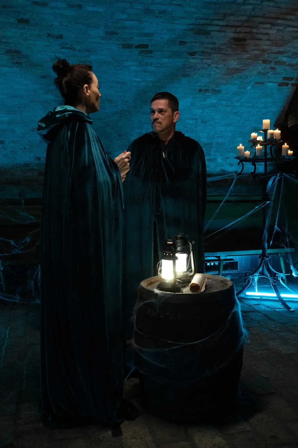 Görög Zita és Nagy Zsolt az éjszakai megbeszélésen (Fotó: RTL/Sajtóklub)