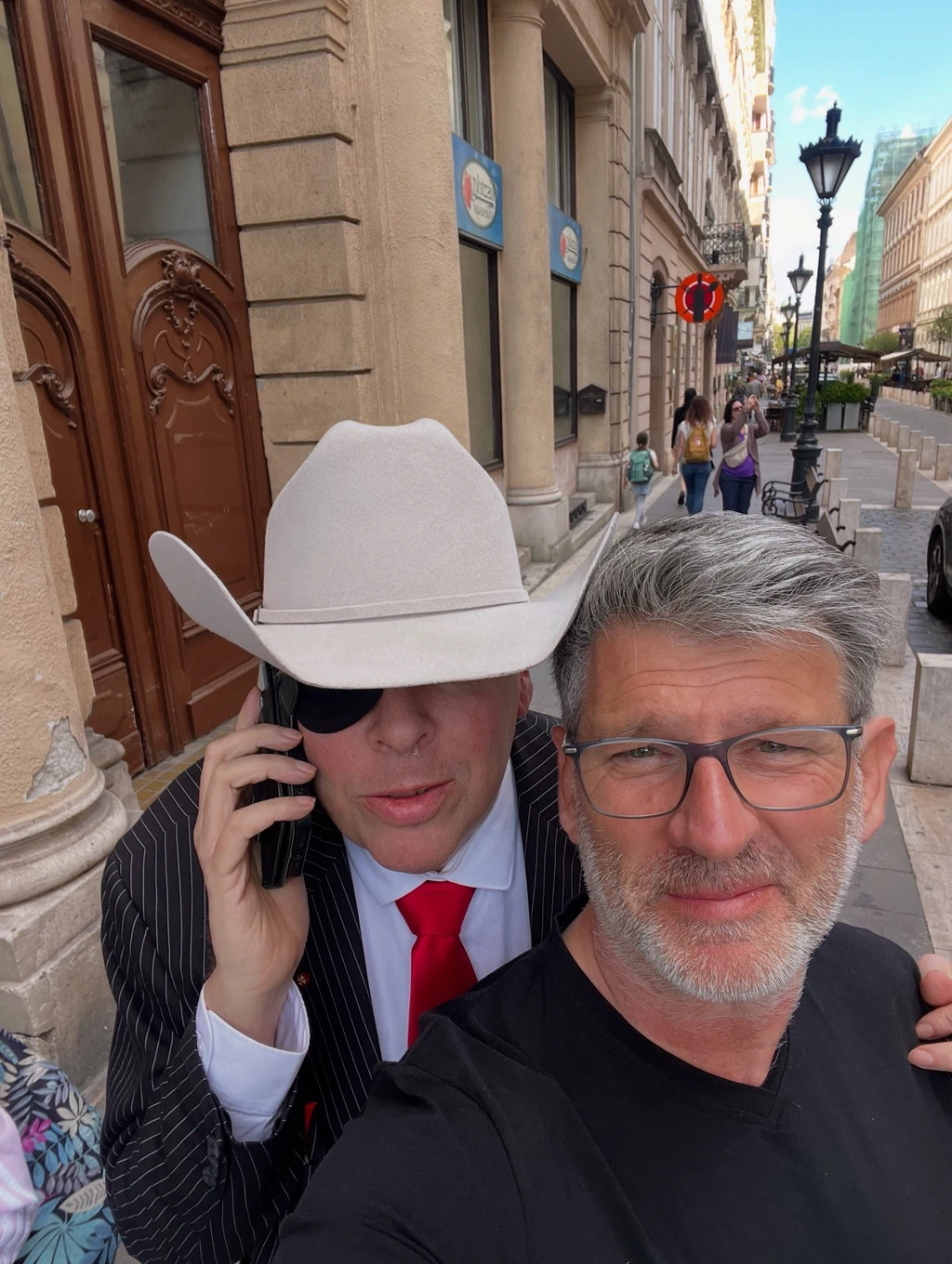Schmuck Andor szemfedőt viselt a kezelések miatt (Fotó: Archív)