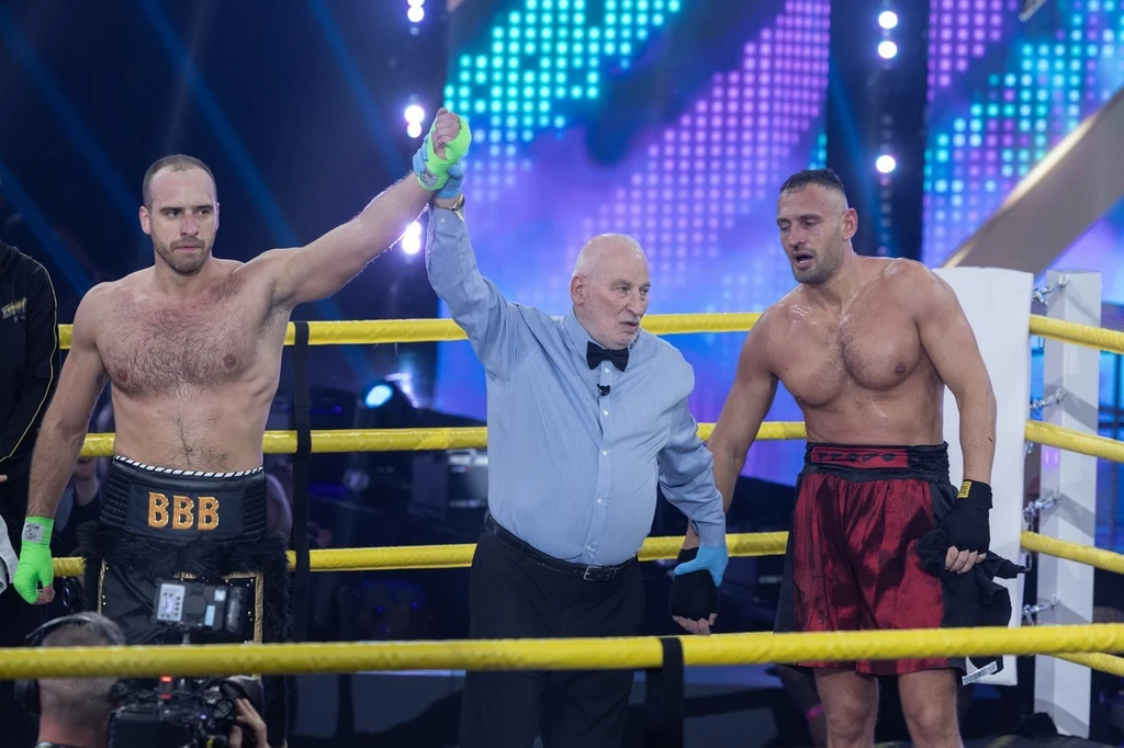 Szegedi Fecsó a második menetig bírta Brasch Bencével szemben