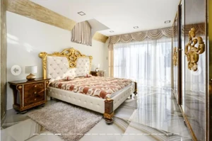 Bodi Guszti haza - halo