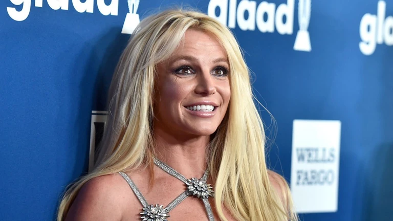 Britney Spears ugatott és késsel szaladgált egy étteremben, kikészültek a vendégek