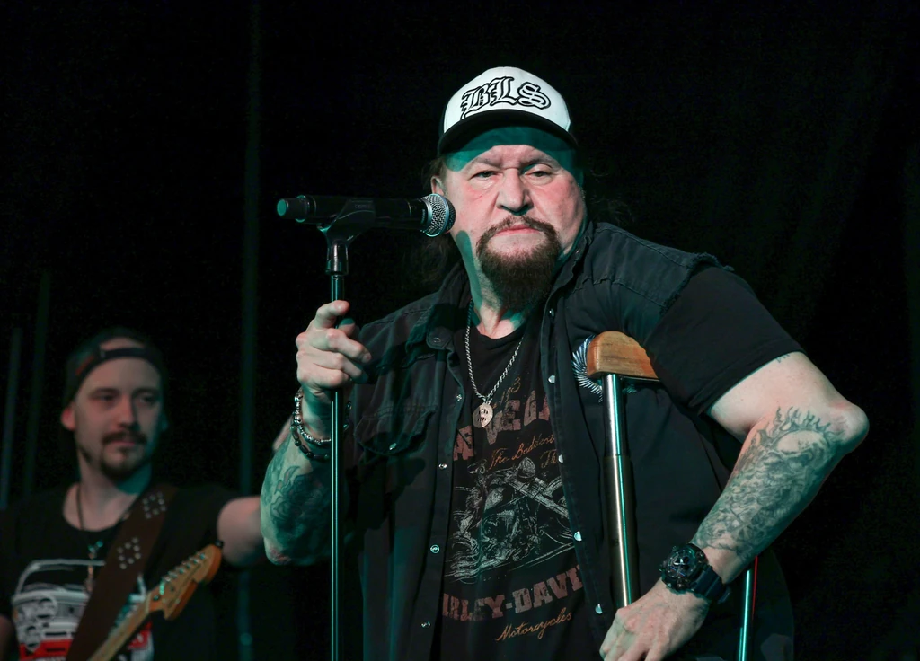 Deák Bill Gyula meghatározó alakja volt a hazai blues zenének