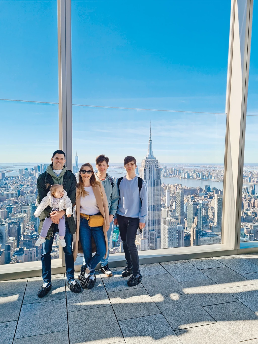 New Yorkba velük tartott Ada két nagyfia is