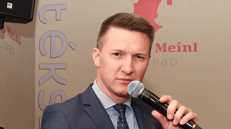„Nagy csalódás, hogy a hölgyek milyen tapló hozzászólásokat írnak” – Kihúzták a gyufát a kommentelők Gájer Bálintnál