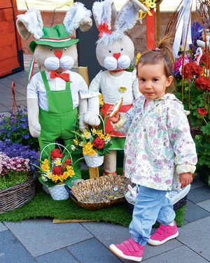 Gyulai Viki lánya, Mici