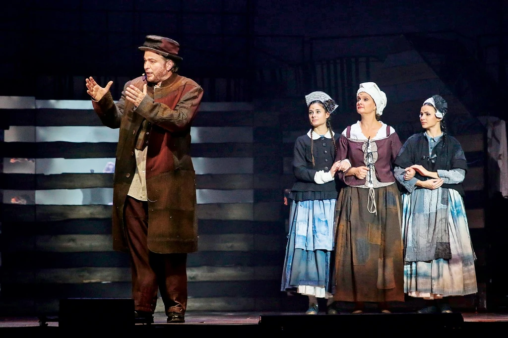 A Hegedűs a háztetőn című musicalben (Fotó: Archív)