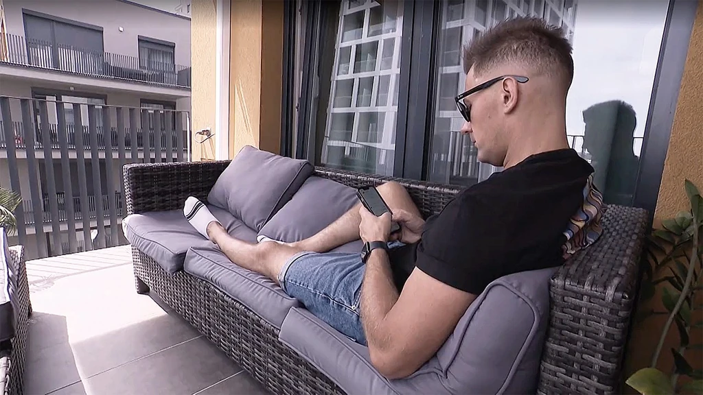 Enikő arra is másként emlékszik, hogy ki írt először, ő vagy Andris (Fotó: Archív)