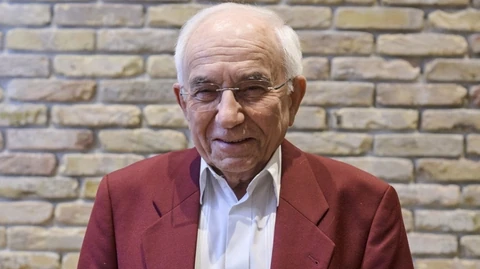 Vitray Tamás