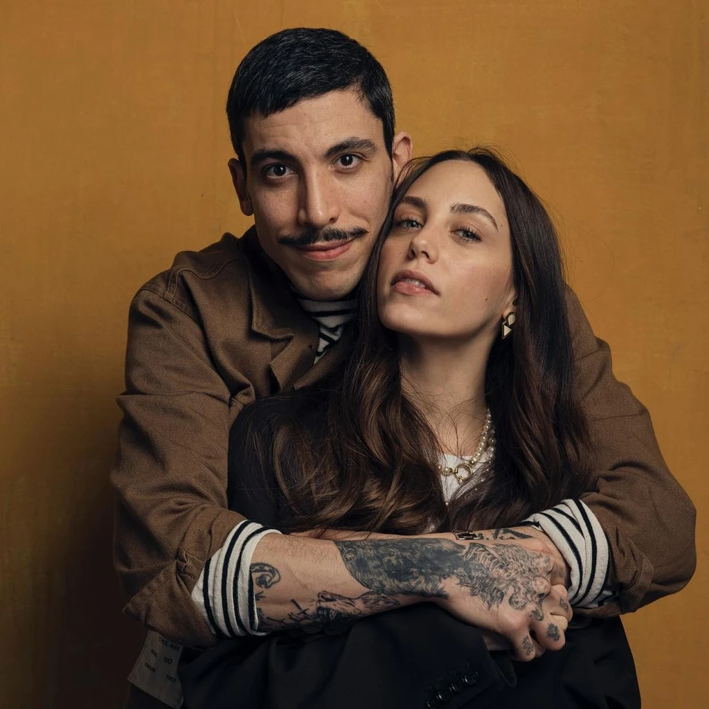 Öykü öt éve boldog házasságban él az énekes Can Bonomóval (Fotó: Archív)