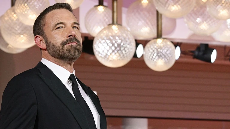 Alig temette el az otthonában elhunyt édesanyját Ben Affleck, most az apja is meghalt 
