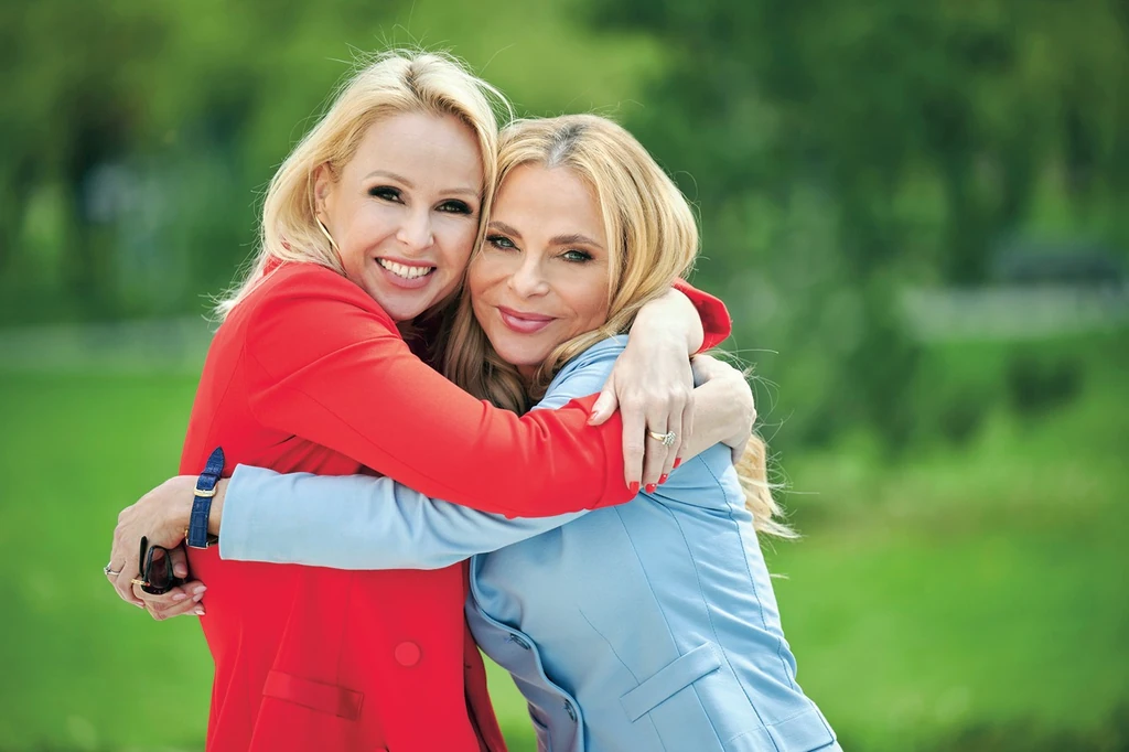 Barátnőjével, Köllő Babett-tel (Fotó: Schumy Csaba/fotocentral.hu)