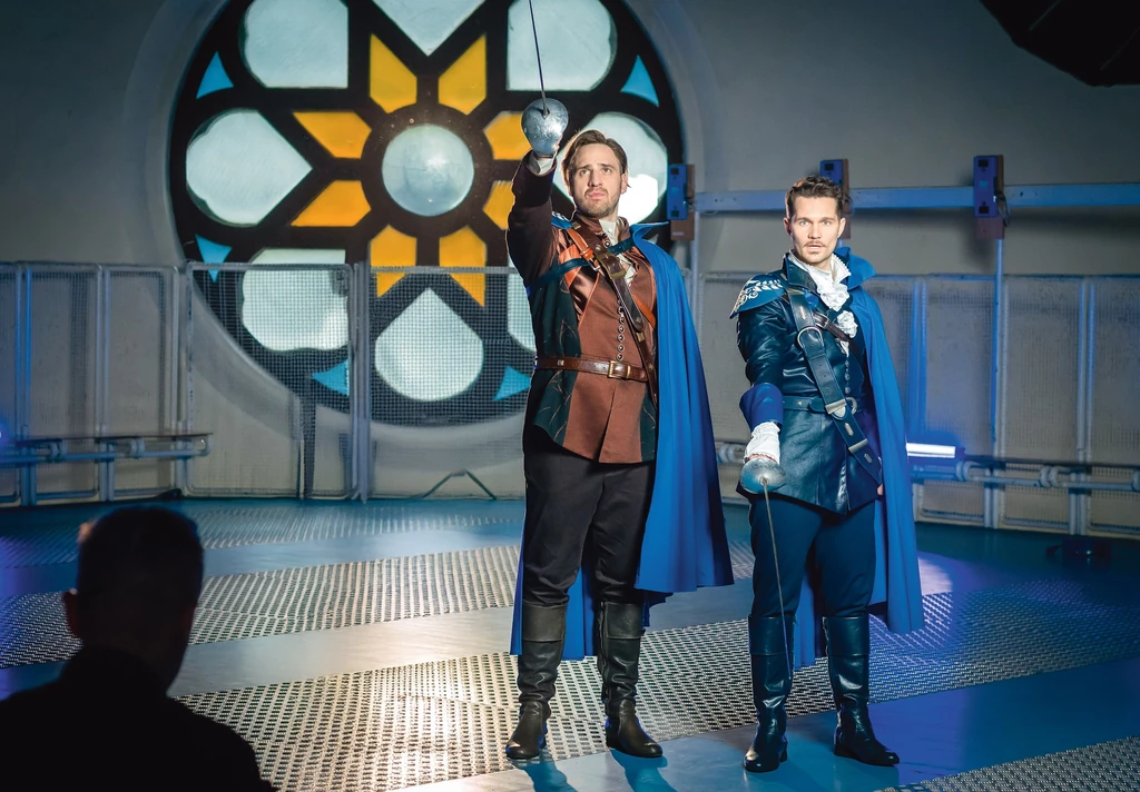 A muskétások közül Porthost Brasch Bence, Aramist Veréb Tamás játssza (Fotó: Olajos Piroska/fotocentral.hu)